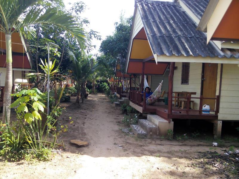 Chill Chill Long Beach Hostel Ко-Ланта Экстерьер фото